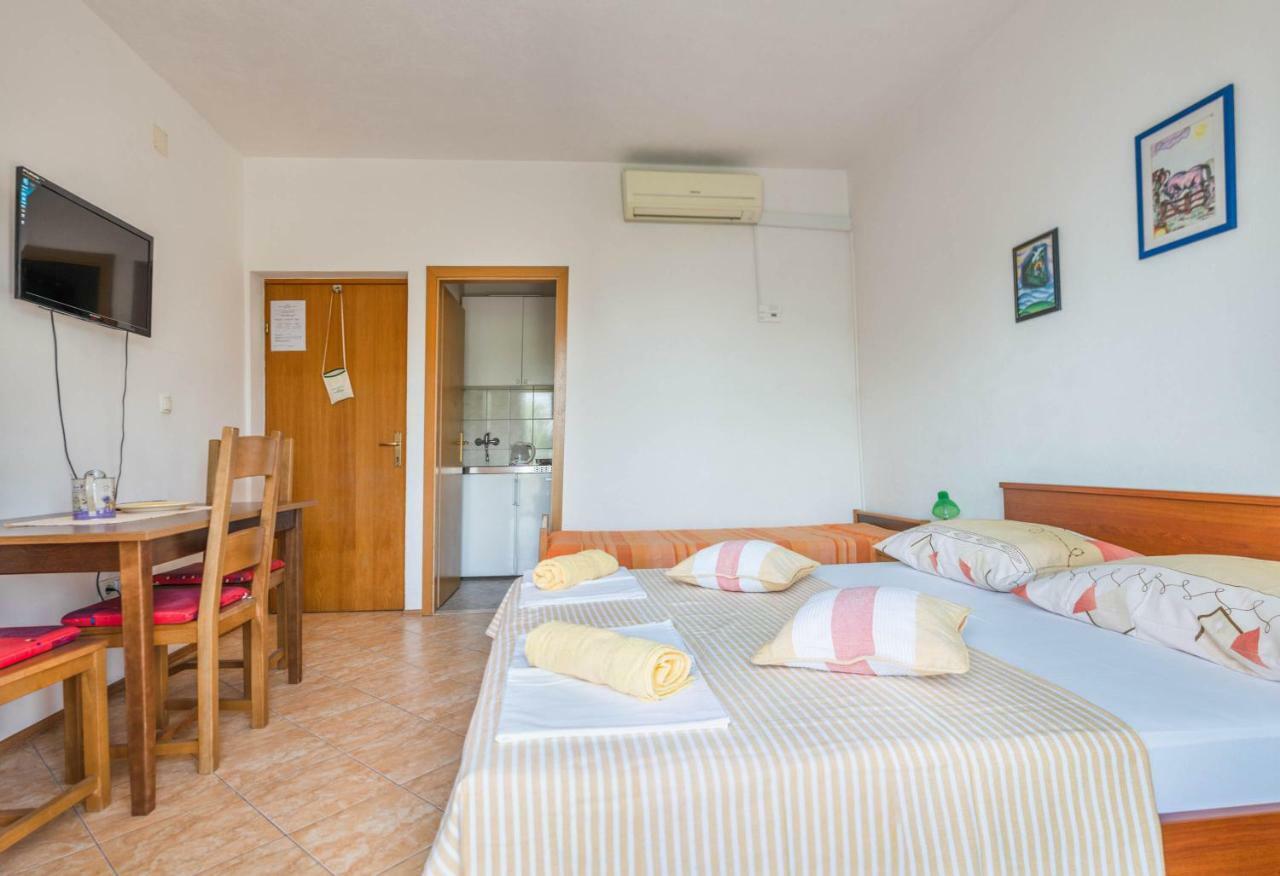 Apartmani Cosic Дуче Экстерьер фото
